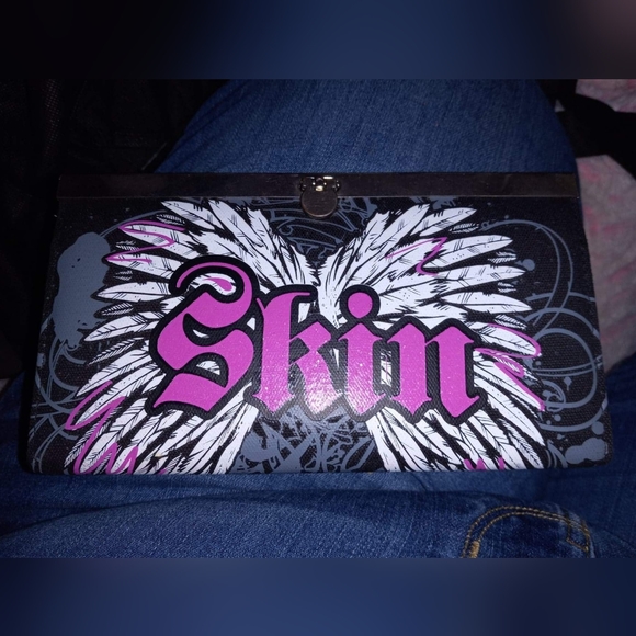 Skin Wallet - Picture 1 of 4